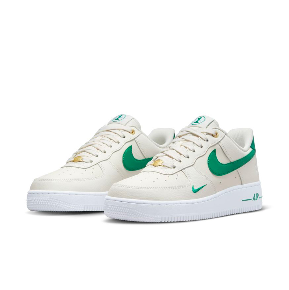 ネットオンラインストア 10NIKE AIR FORCE 1 07 SE マカライトグリーン